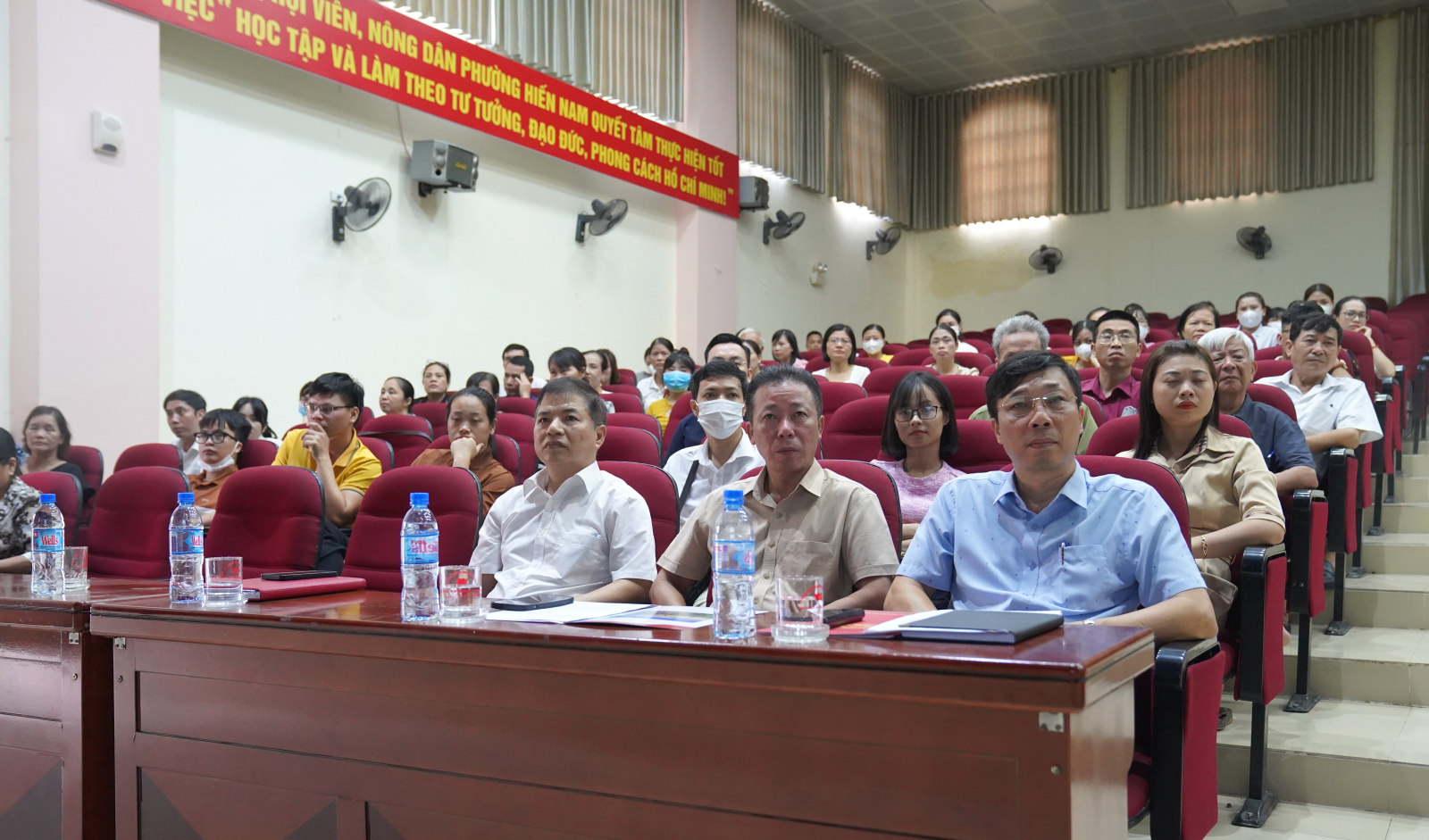 Tập huấn hướng dẫn kê đơn thuốc bằng hình thức điện tử